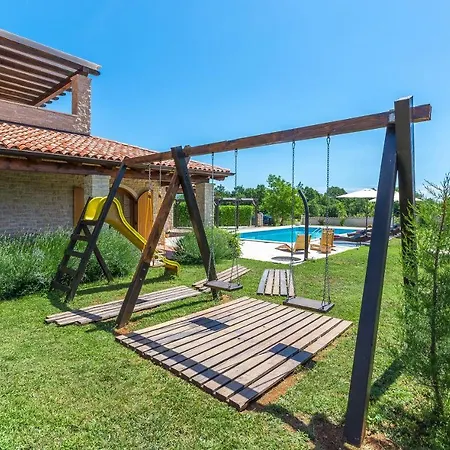 Villa Vila Irena *