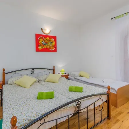 Villa Vila Irena *