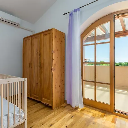Villa Vila Irena *