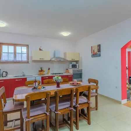 Villa Vila Irena *